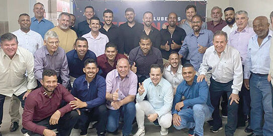 Clube dos Veteranos celebra 35 anos com festa01