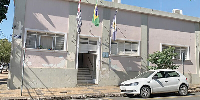 Justiça determina anulação de nomeações de comissionados em Cosmópolis