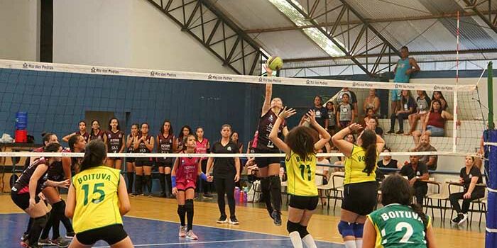 Rio das Pedras estreia com vitória em campeonato estadual de vôlei 01